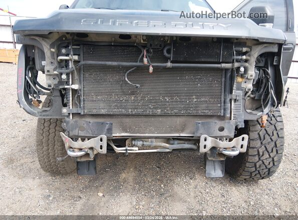 1FT7W2BT2HEF36902 2017 FORD F-250 Gray 
