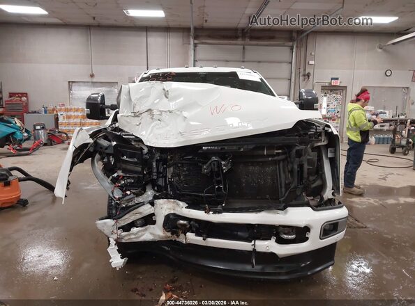 1FT7W2BT3REE58924 2024 FORD F-250 White Widok wnętrza z tyłu