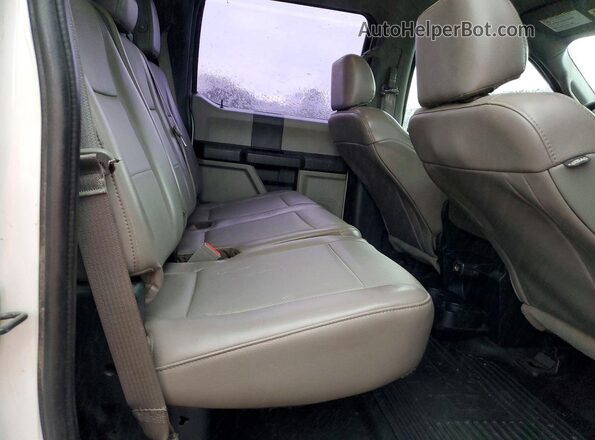 1FT7W2BT4JEB50245 2018 FORD F250 White Vista de los asientos traseros