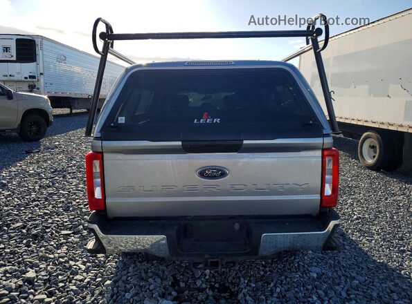 1FT7W2BT4PEC29102 2023 FORD F250 Silver Widok z tyłu