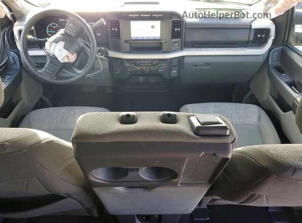 1FT7W2BT4PEC29102 2023 FORD F250 Silver Widok deski rozdzielczej