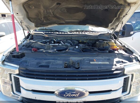 1FT7W2BT6JEB13147 2018 FORD F-250 White Widok z tyłu