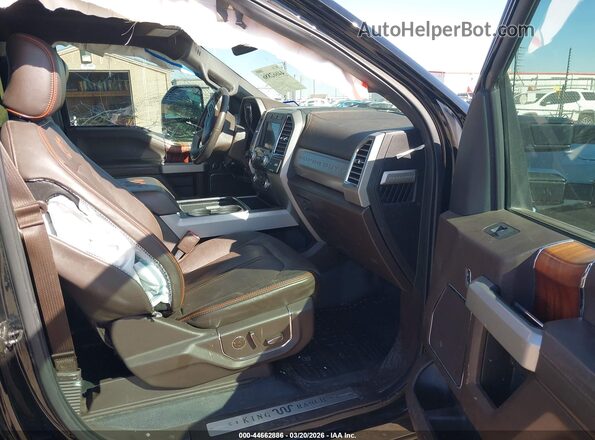 1FT7W2BT7HEC76643 2017 FORD F-250 Black Front interior view