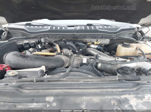 1FT7W2BT7JEB59179 2018 FORD F-250 White Вид ззаду