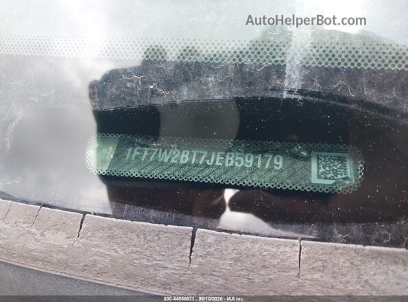 1FT7W2BT7JEB59179 2018 FORD F-250 White Вид підкапотного простору