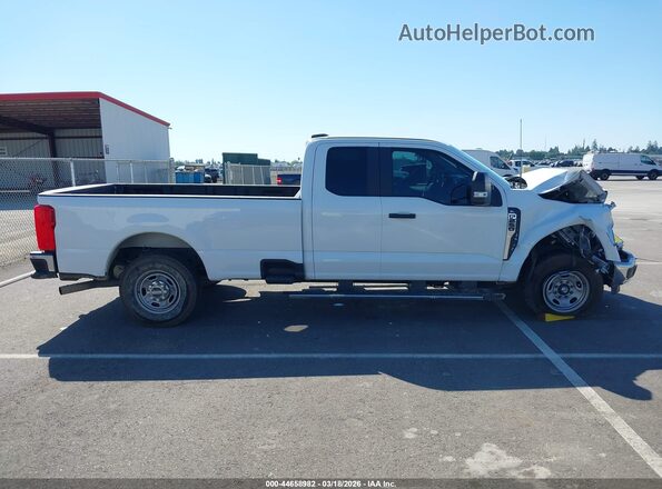1FT7X2AA3SEC29081 2025 FORD F-250 White უკანა სალონის ხედი