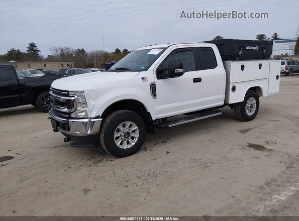 1FT7X2B62LED43603 2020 FORD F-250 White წინა მარცხენა ხედი სამი მეოთხედიდან
