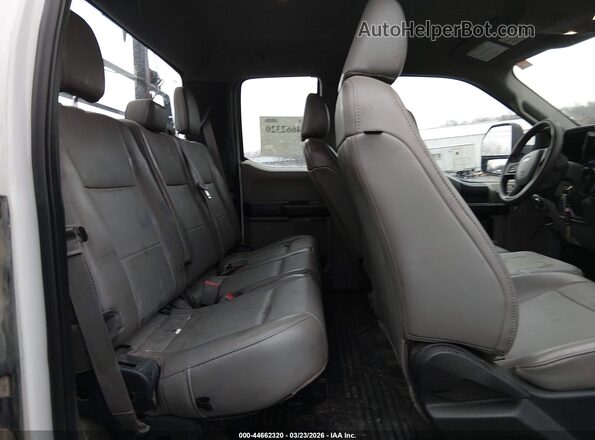 1FT7X2B65KEC46653 2019 FORD F-250 White VIN sticker view