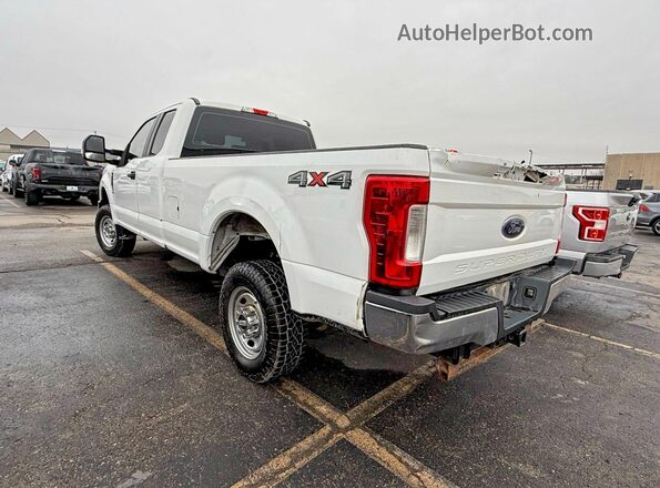 1FT7X2B66JEB19120 2018 FORD F250 White Rear right