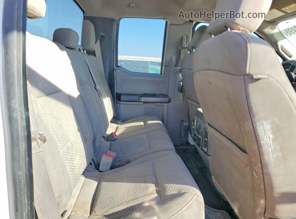 1FT7X2B66JED00069 2018 FORD F250 White უკანა სავარძლების ხედი