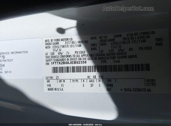 1FT7X2B68JEB92358 2018 FORD F-250 White 