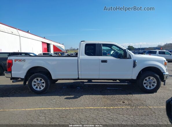 1FT7X2B69MED45804 2021 FORD F-250 White Widok wnętrza 360 stopni