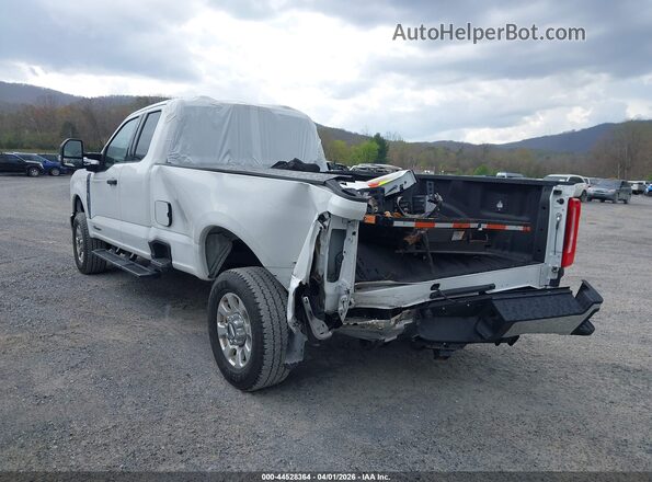 1FT7X2BTXPEC29053 2023 FORD F-250 White Front view