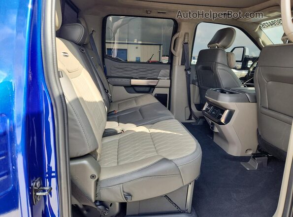 1FT8W2BM7TEC56205 2026 FORD F250 Синий Вид задних сидений