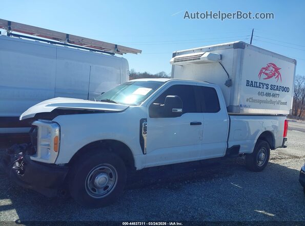 1FT8X2AA3PEC21171 2023 FORD F-250 White 