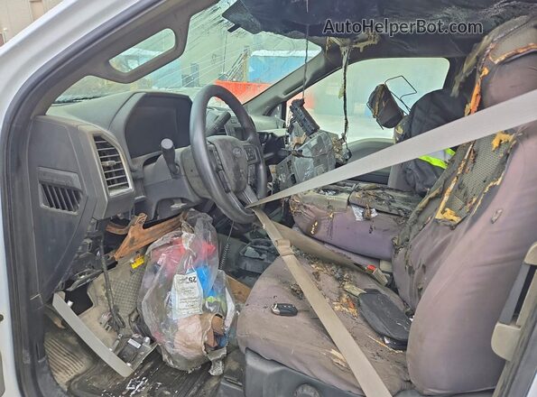 1FT8X3DT8JEB14143 2018 FORD F350 Burn Widok wnętrza z przodu