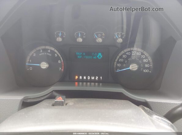 1FTBF2A68GEB08286 2016 FORD F-250 Blue Vista de los asientos traseros