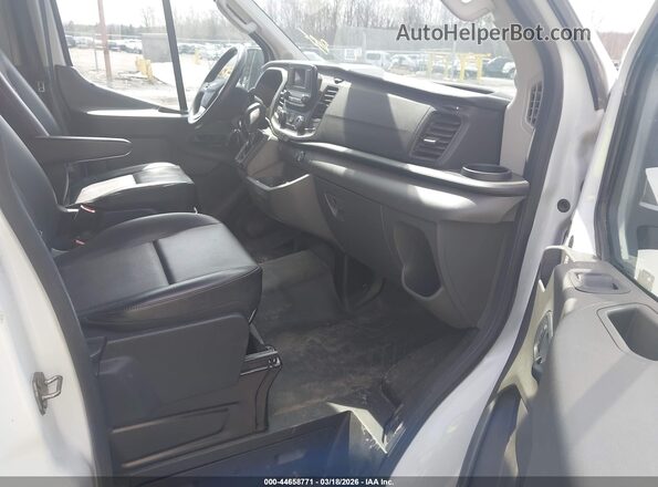 1FTBR1C81LKB65909 2020 FORD TRANSIT-250 White Front interior view