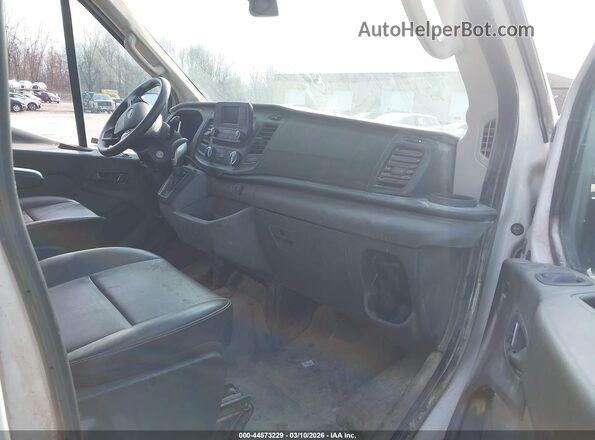 1FTBR3X82PKB45258 2023 FORD TRANSIT-250 White Widok wnętrza z przodu