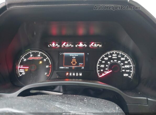 1FTEW1EP4KFA40520 2019 FORD F150 Gray Widok tylnych siedzeń
