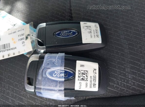 1FTEW3KP5SFB90684 2025 FORD F150 White Вид панелі приладів