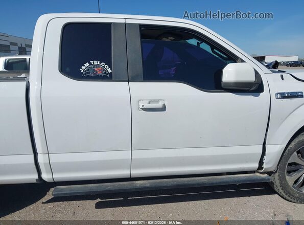 1FTEX1C87HKC72523 2017 FORD F150 White Widok wnętrza z tyłu