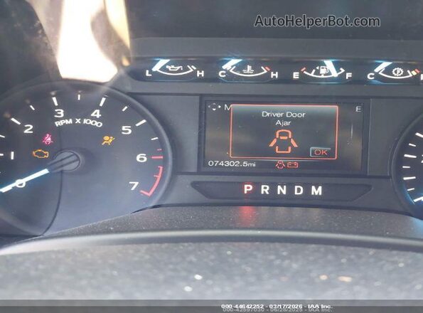 1FTEX1CP8JFD33741 2018 FORD F150 Gray უკანა სავარძლების ხედი