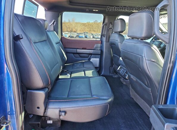 1FTFW1ED2NFB64588 2022 FORD F150 Blue Vista de los asientos traseros