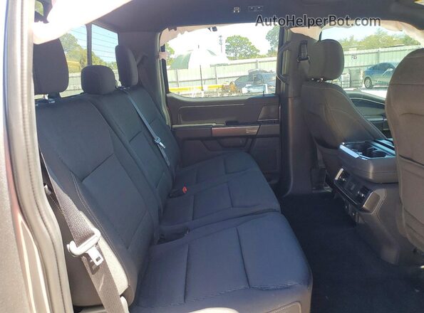 1FTFW1ED9PFC81345 2023 FORD F150 Gray Widok tylnych siedzeń