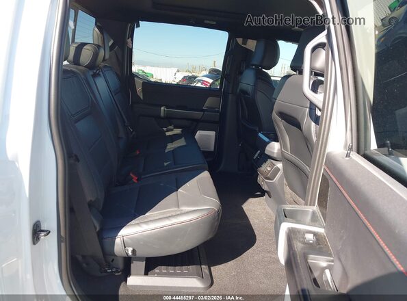 1FTFW1RG6SFC37574 2025 FORD F150 White 