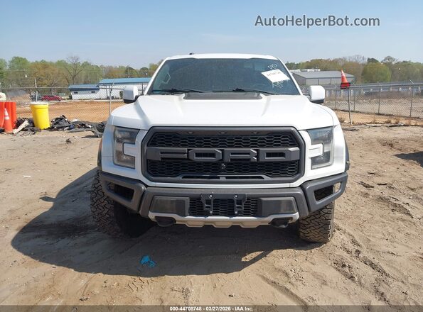 1FTFW1RG8JFA84047 2018 FORD F150 White Вид щитка приладів