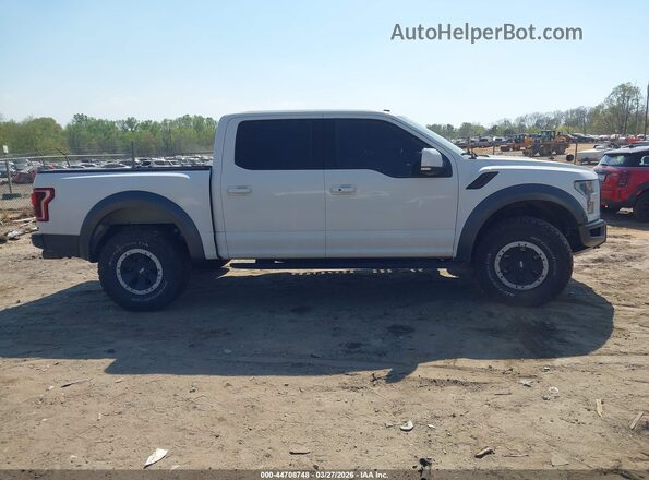1FTFW1RG8JFA84047 2018 FORD F150 White Вид задньої частини салону