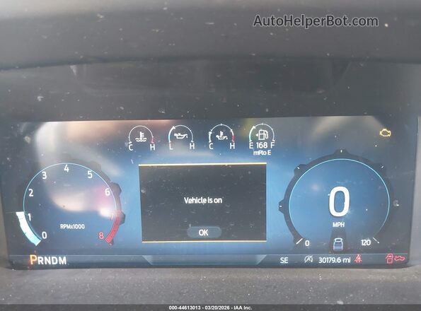 1FTFW2L56RKF08423 2024 FORD F150 Red Vista de los asientos traseros