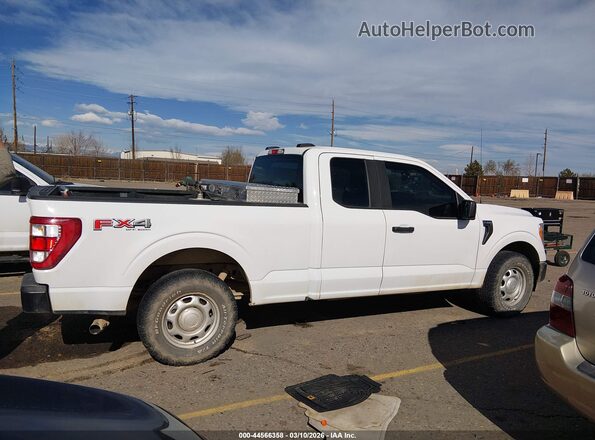 1FTFX1E55MFA73240 2021 FORD F150 White Vista interior trasera