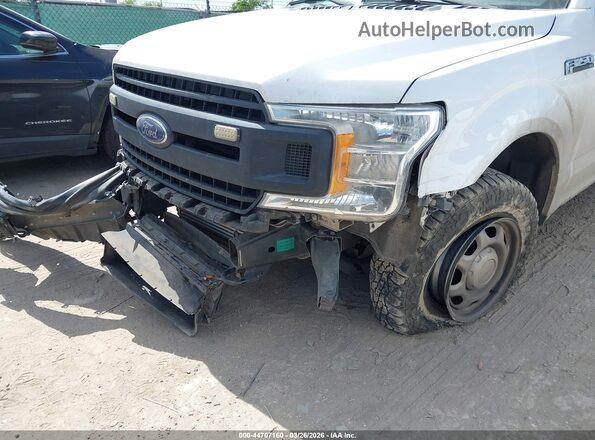 1FTFX1EGXJKC14114 2018 FORD F150 White Widok z przodu