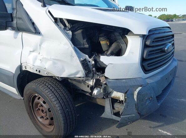 1FTYE2CM4HKA04955 2017 FORD TRANSIT-150 Белый Вид спереди