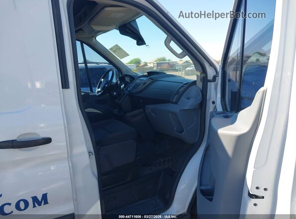 1FTYR2CG9HKA49601 2017 FORD TRANSIT-250 White Front interior view