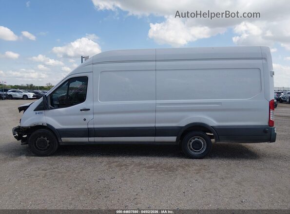 1FTYR3XG6JKA20689 2018 FORD TRANSIT-250 White Widok wnętrza 360 stopni