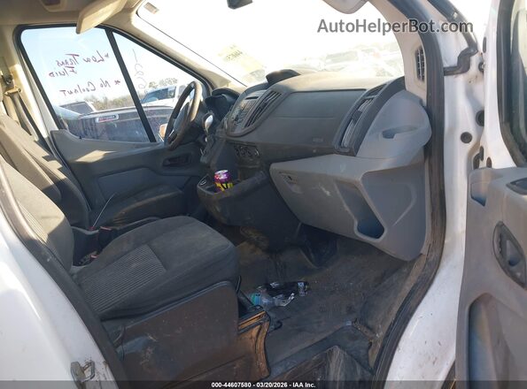 1FTYR3XG6JKA20689 2018 FORD TRANSIT-250 White Widok wnętrza z przodu