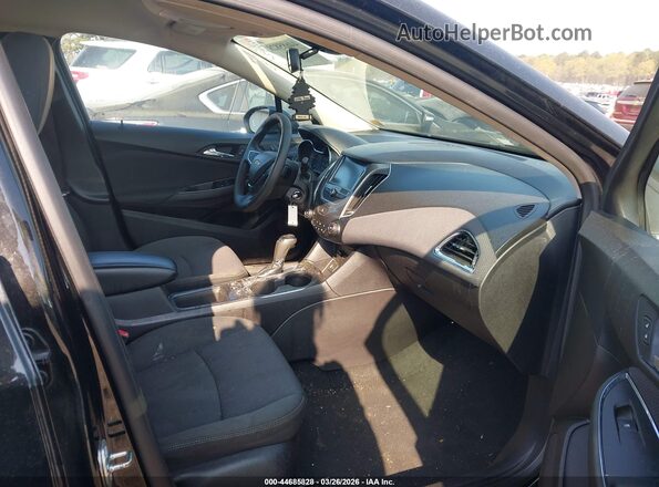 1G1BE5SMXH7279573 2017 CHEVROLET CRUZE Черный Вид салона спереди