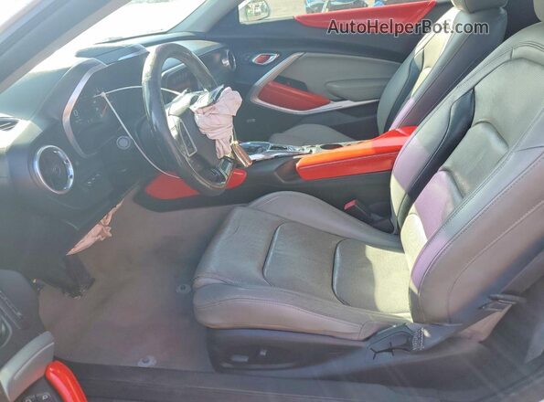 1G1FD1RS3G0132407 2016 CHEVROLET CAMARO White Вид салону спереду