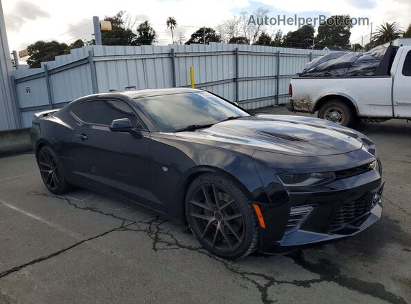 1G1FF1R7XH0185595 2017 CHEVROLET CAMARO Черный Передняя правая четверть