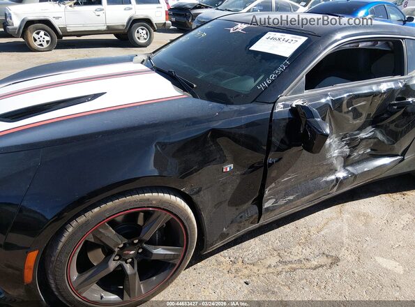 1G1FH1R75G0136670 2016 CHEVROLET CAMARO Черный Вид спереди
