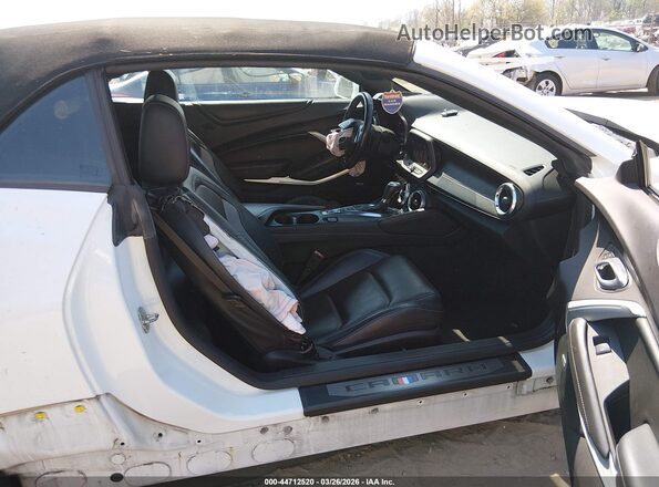 1G1FH3D74L0116181 2020 CHEVROLET CAMARO White წინა სალონის ხედი