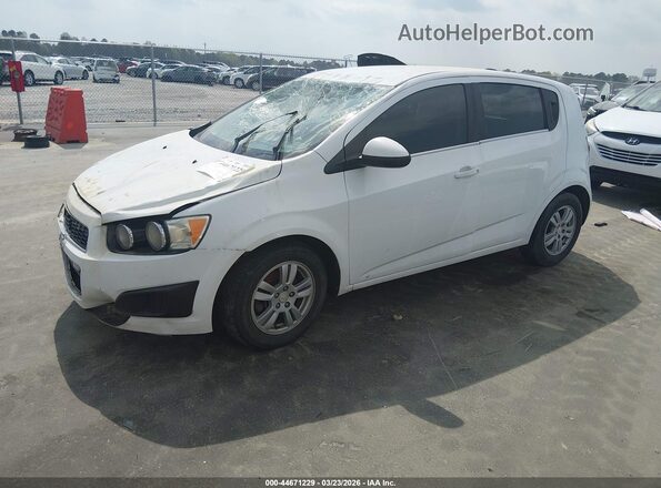 1G1JC6SH0G4152597 2016 CHEVROLET SONIC White Vista tres cuartos delantera izquierda