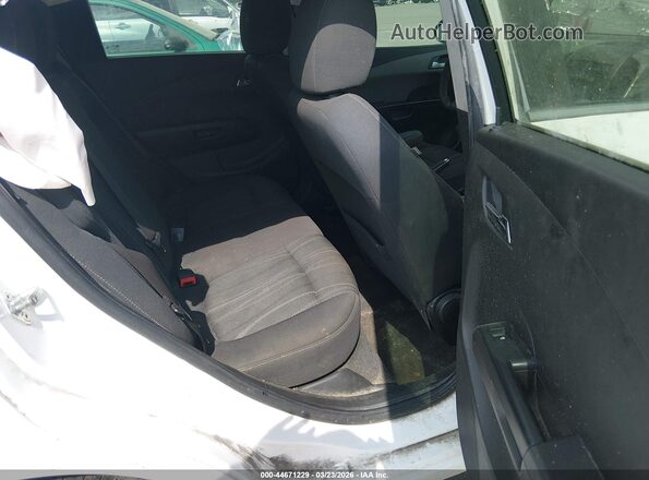 1G1JC6SH0G4152597 2016 CHEVROLET SONIC White Vista de la etiqueta del VIN