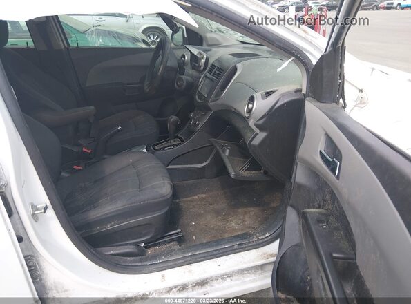1G1JC6SH0G4152597 2016 CHEVROLET SONIC White Vista interior delantera