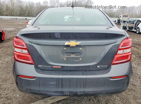 1G1JF5SBXJ4138985 2018 CHEVROLET SONIC Gray უკანა ხედი