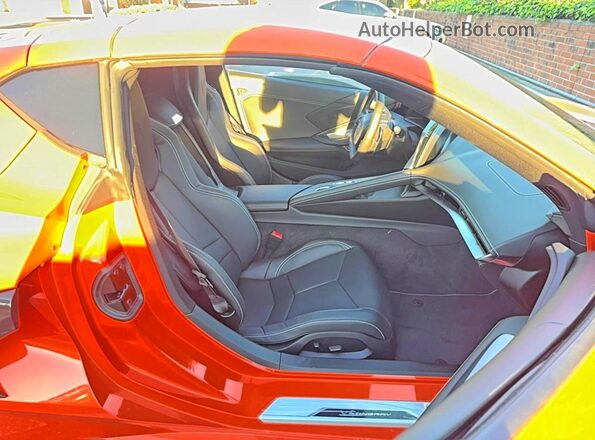 1G1YA2D43T5105818 2026 CHEVROLET CORVETTE Orange Вид спереду