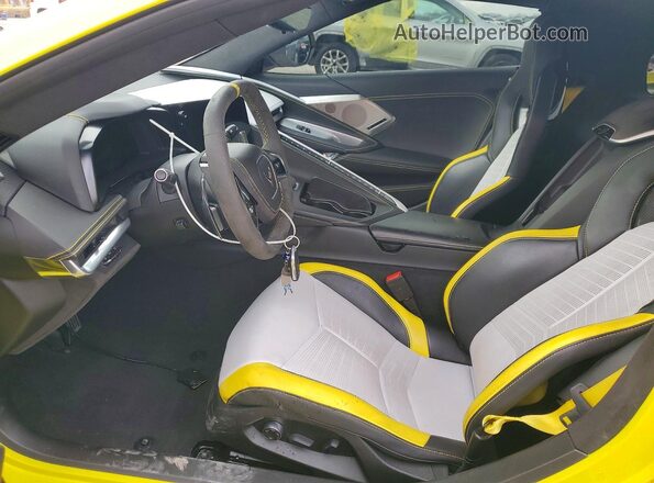 1G1YC2D43N5100132 2022 CHEVROLET CORVETTE Yellow წინა სალონის ხედი
